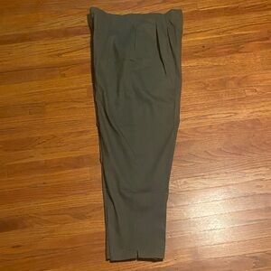 Dress Barnbarn Olive Green Trousers W/Side Zipper. LIKE NEW